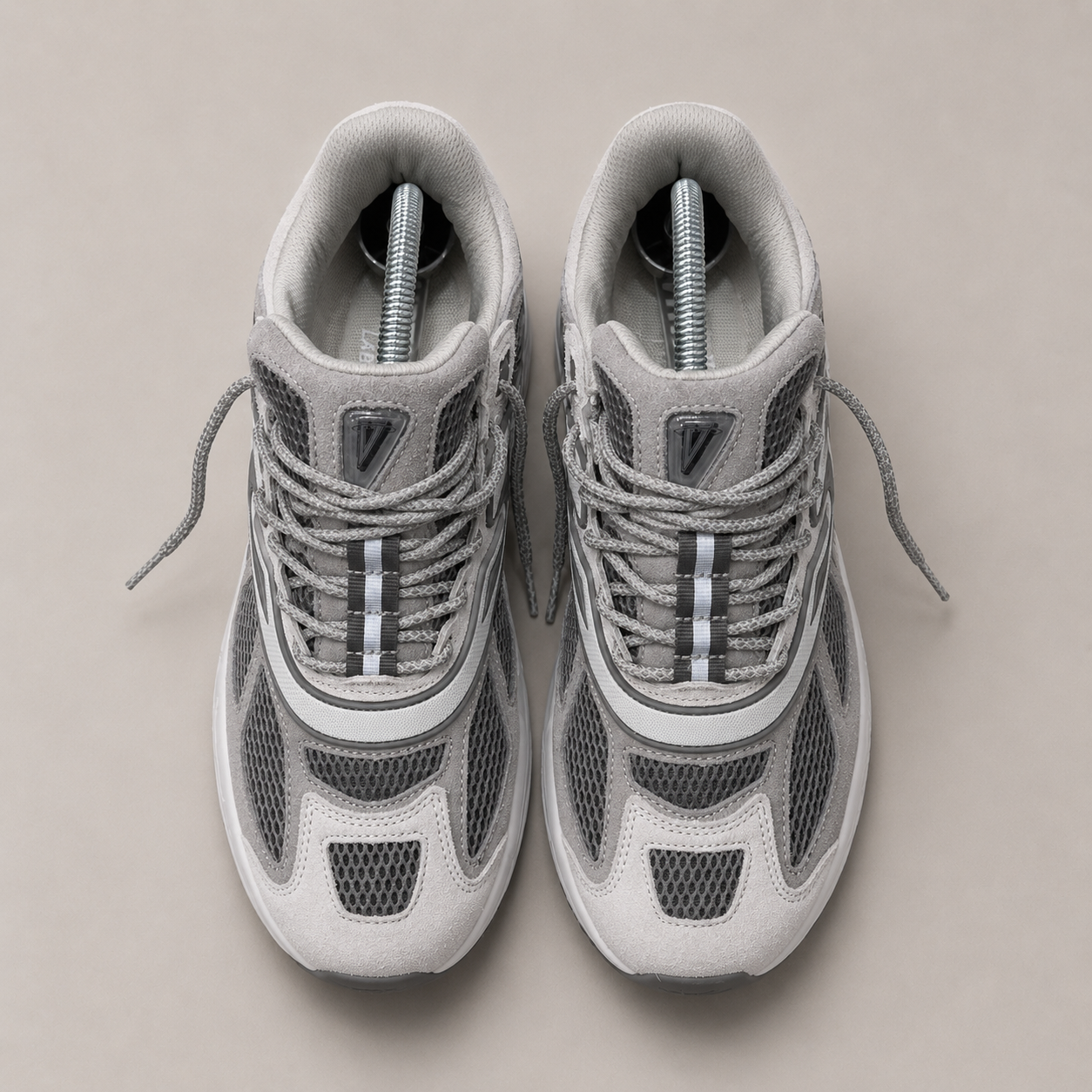 VRTX AT84 Triple Grey